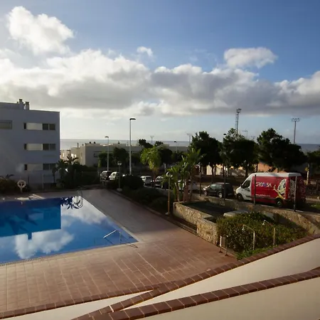 With Terrace And Pool Apartment *